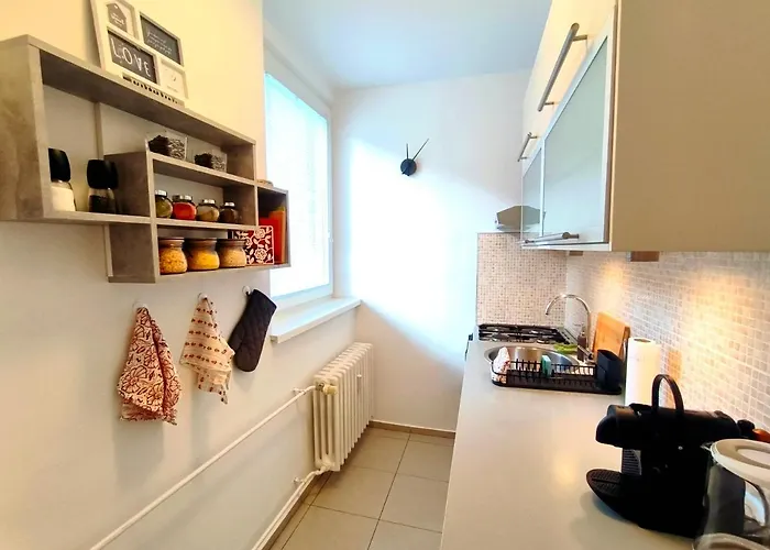 公寓 Cozyhome Medena Central, Quiet Premium Spot In Old Town