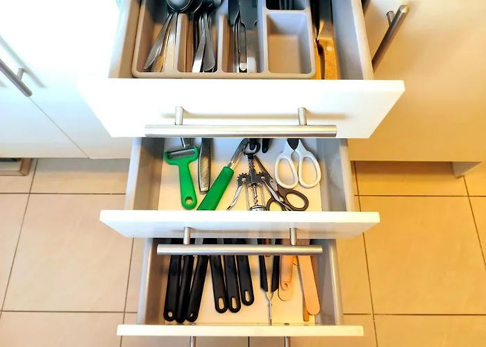 Cozyhome Medena Central, Quiet Premium Spot In Old Town